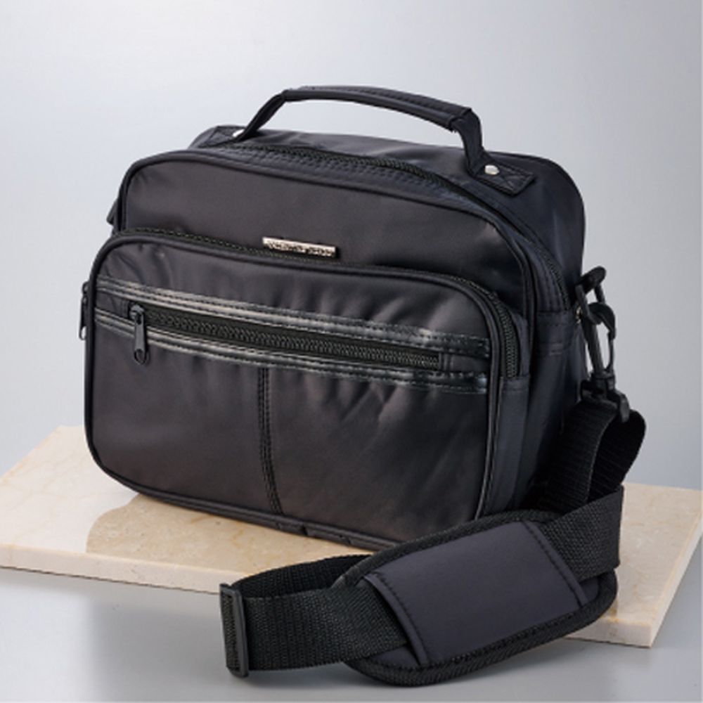 ショルダーバッグ(ヴァレンタインモンドパリス)