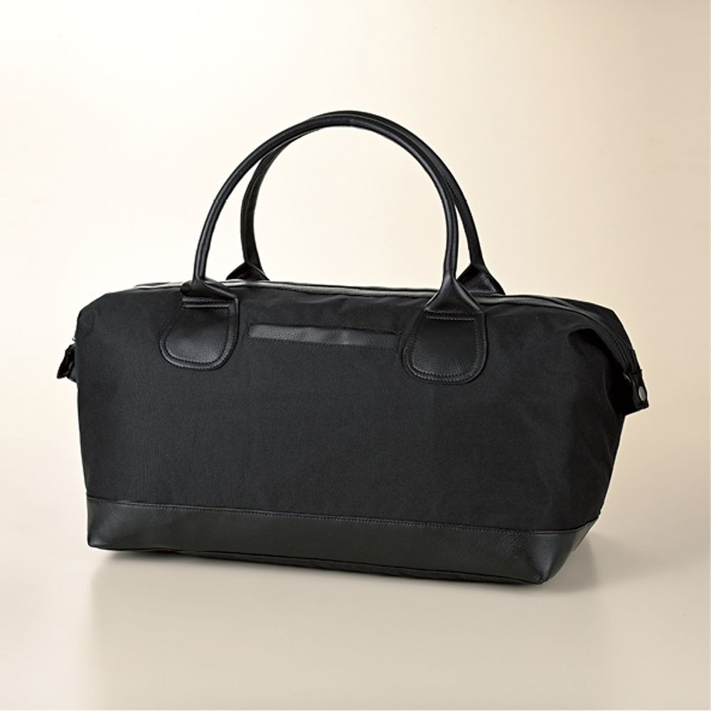 ボストンバッグ