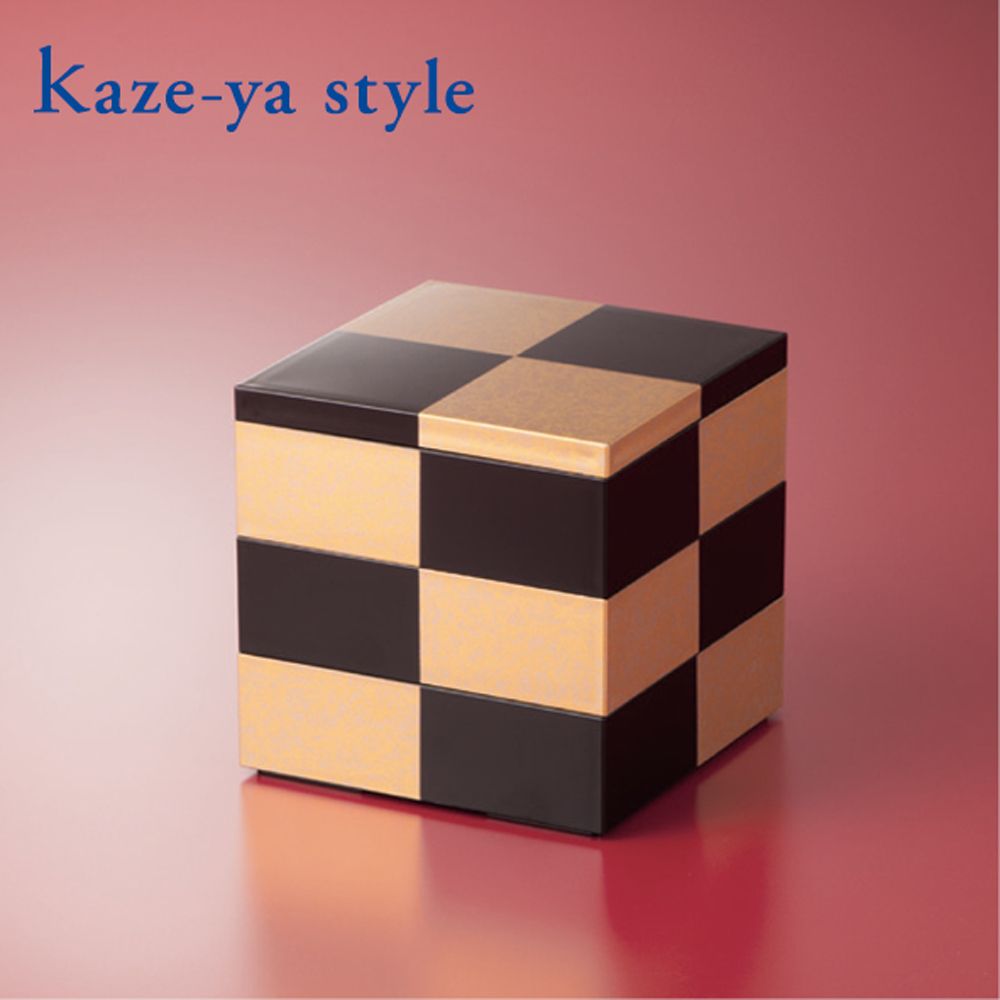 市松ＧＯＬＤ三段重（カゼヤスタイル）