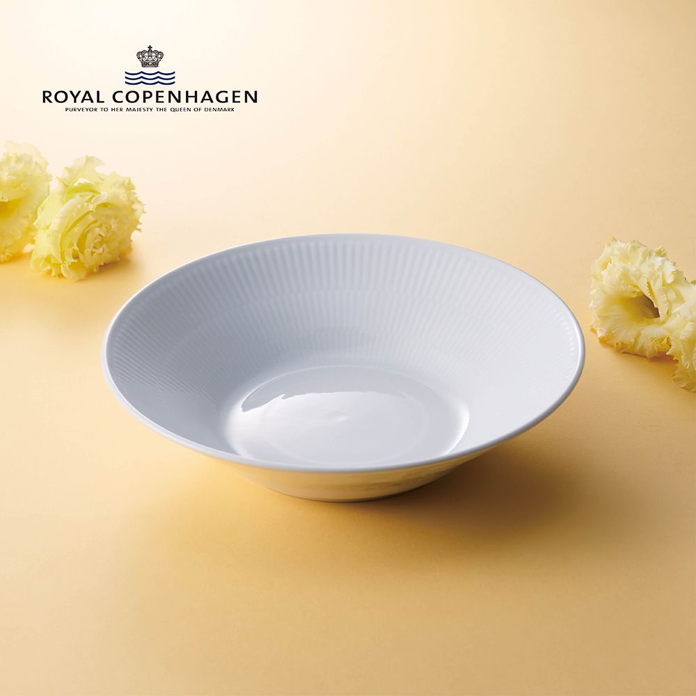 ディーププレート（ロイヤルコペンハーゲン）