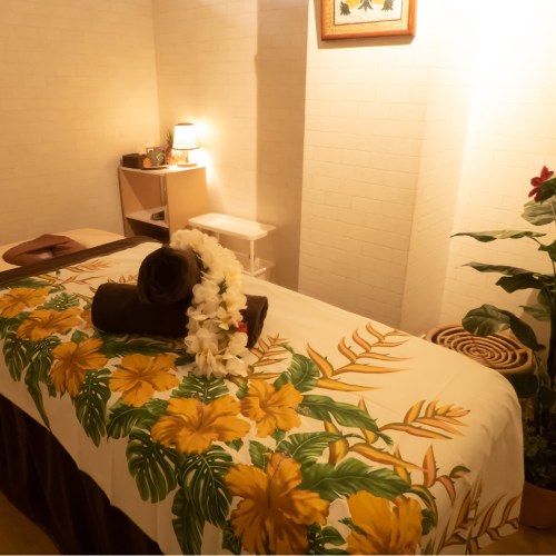 ハワイアンフォレストSpa ロミロミアロマボディ（上半身or下半身） 30分